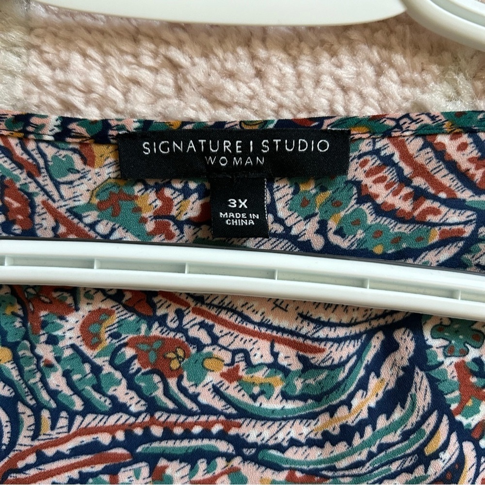 NWT Signature Studio Blouse Abstract Paisley Print Size 3X Boho Spring Office - Picture 4 of 10